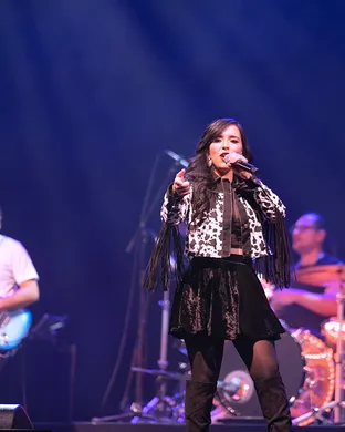512 The Selena Experience Worcester