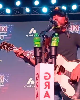 Chris Janson Hampton