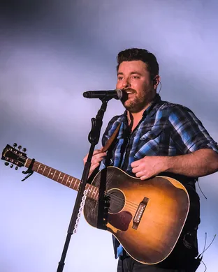 Chris Young Farmington