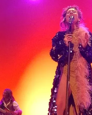 Haley Reinhart Natick