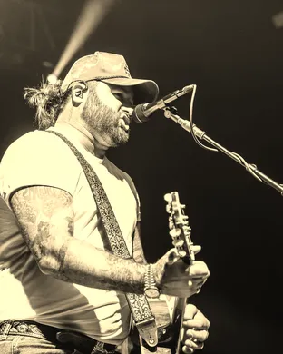 Koe Wetzel Worcester