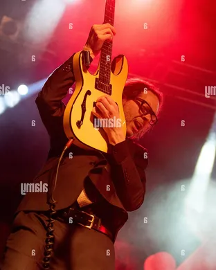 Paul Gilbert New Bedford