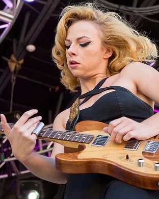 Samantha Fish Nashua