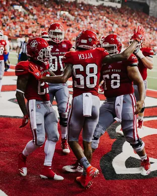 South Dakota Coyotes Football Worcester